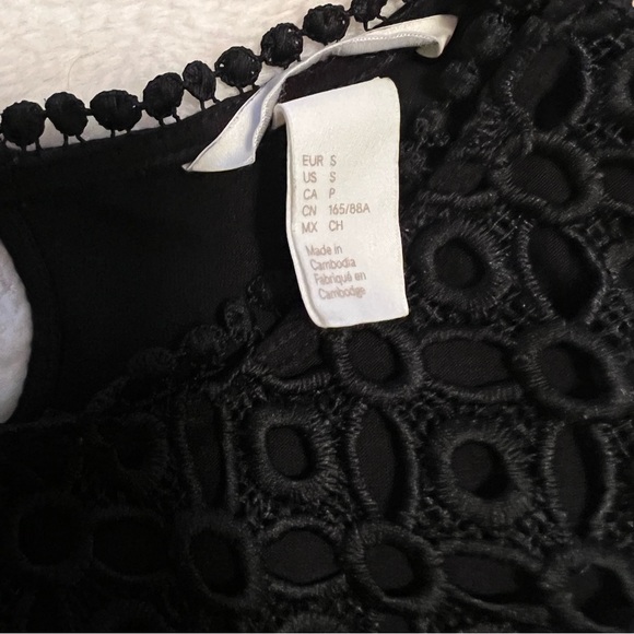 H&M Tank - Picture 2 of 4